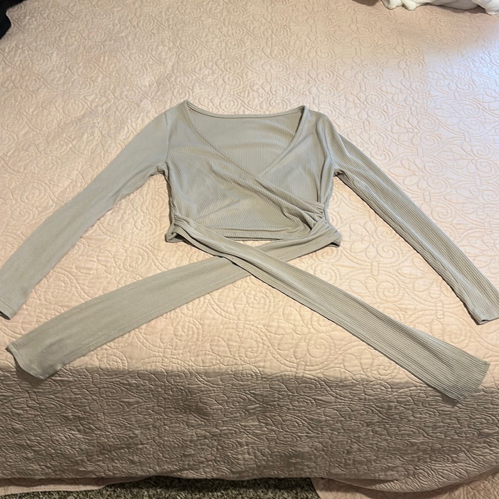 Cross tie crop top